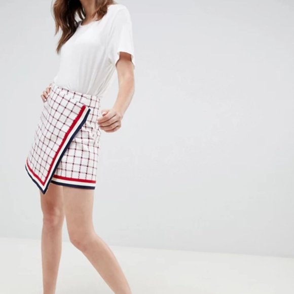 ASOS Wrap Plaid Asymmetrical Mini Skirt NWOT - Picture 3 of 8